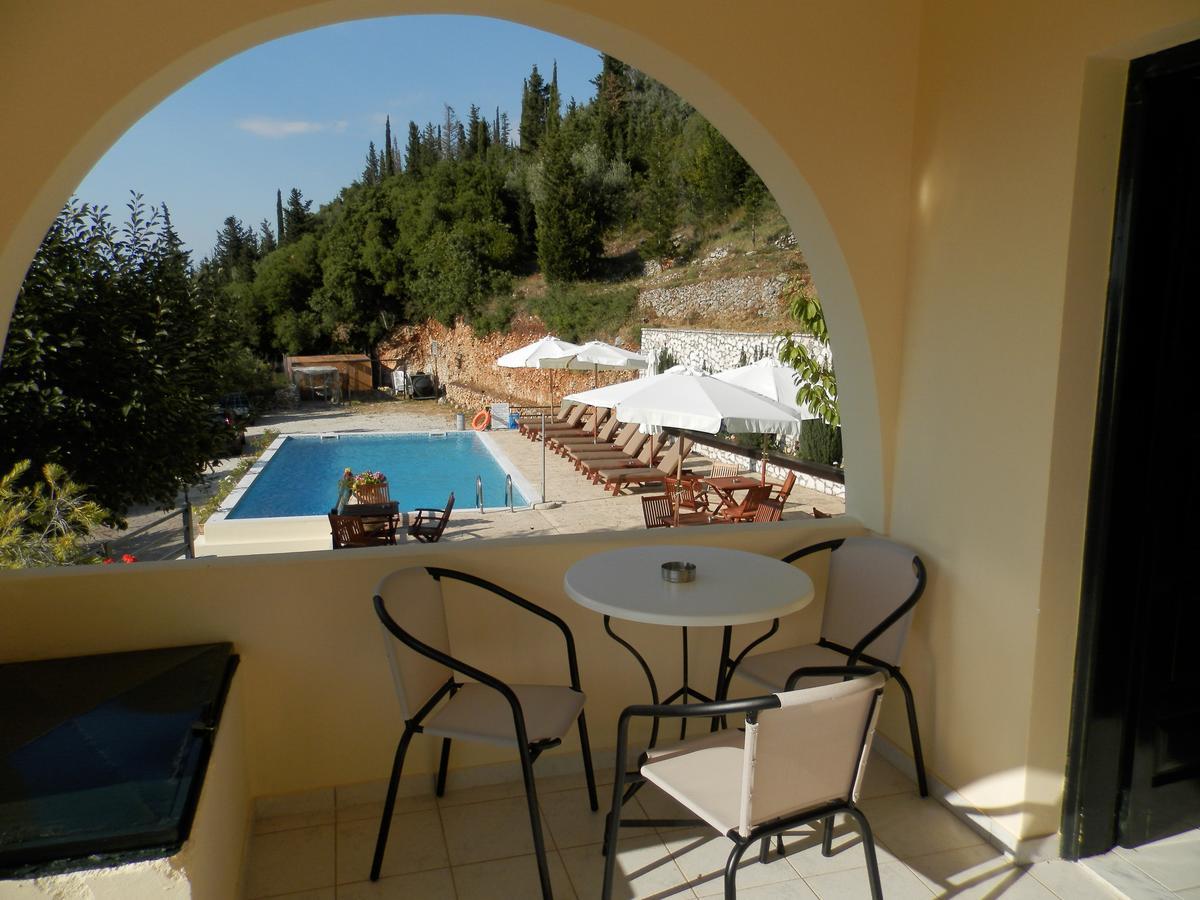 Green Villa Áyios Nikítas Exterior photo