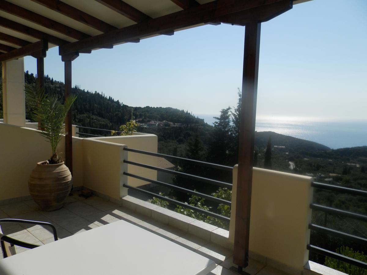 Green Villa Áyios Nikítas Exterior photo