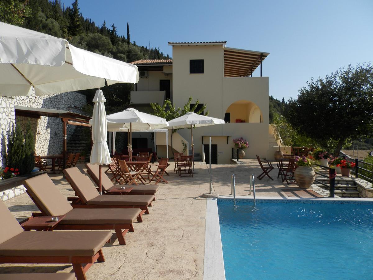 Green Villa Áyios Nikítas Exterior photo
